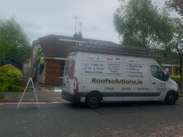 emergency roof repairs image